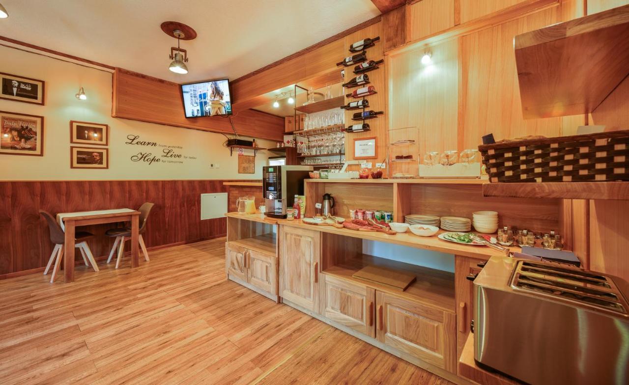 Plitvice Lower Lakes Rooms Plitvica selo Bagian luar foto